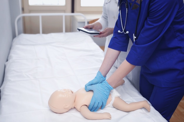 cpr-newborn-child.jpg