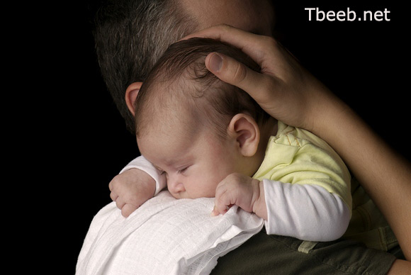 حلول النوم للأطفال حديثي الولادة - منذ الولادة حتى عمر أربعة أشهر