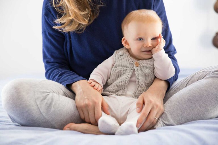مشكلة مص الإصبع لدى الأطفال