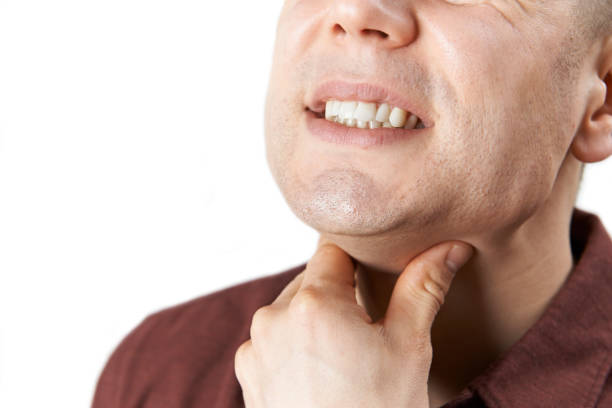 ألم الحلق Sore throat