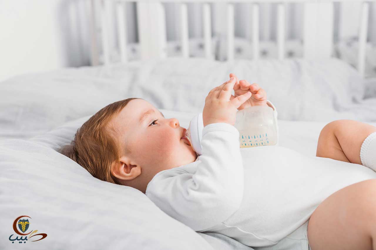 إرضاع الطفل من الزجاجة ومشكلات الرضاعة الصناعية